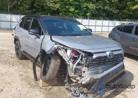 2020 Toyota Rav4 Xse из США, поврежденный, VIN 2T3EWRFV6LW097135